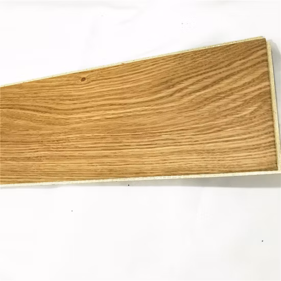 Pavimentazione laminata in vinile Spc in plastica durevole impermeabile ignifuga in PVC Lvt Spc per decorazioni commerciali